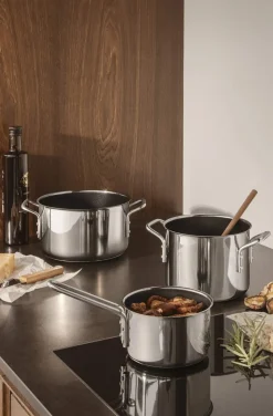 Stainless Steel Gryde